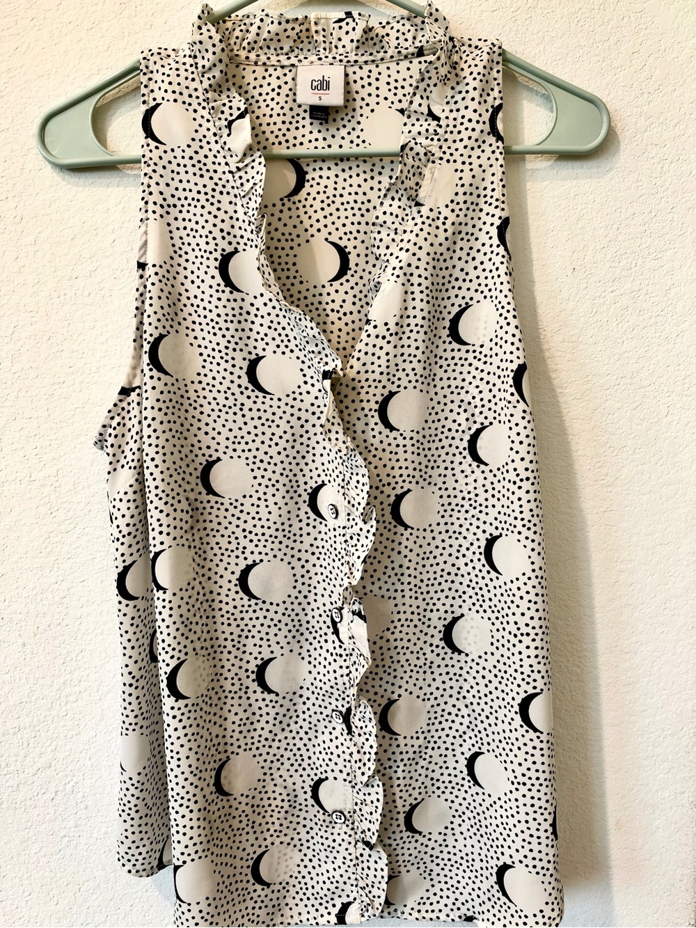 CAbi White Sleeveless Ruffle Button-Front Top with Black Moon Print